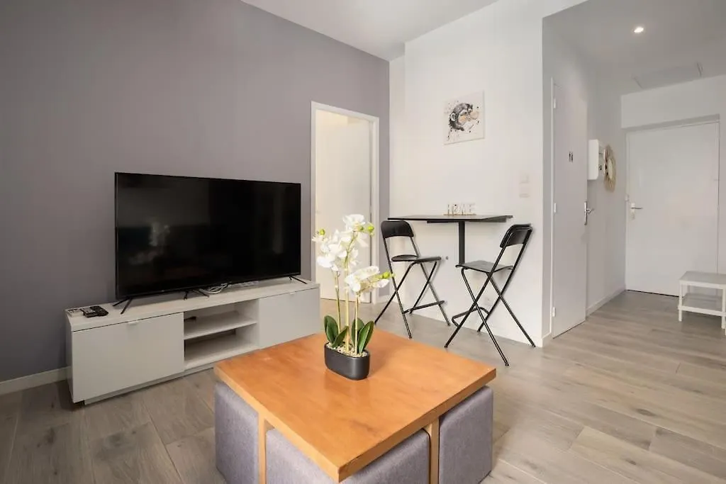 L'Escale Lyonnaise Apartment